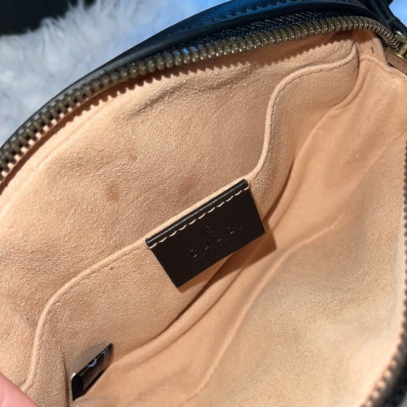 Gucci bag - Picture 2 of 2